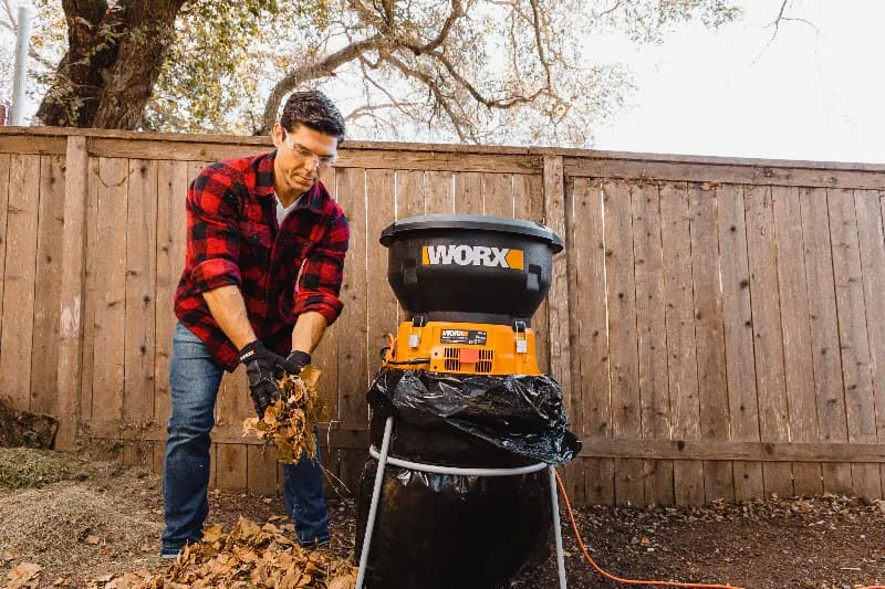 Садовый измельчитель травы WORX WG430E 220V 1600Вт 33см электрический — детальное фото