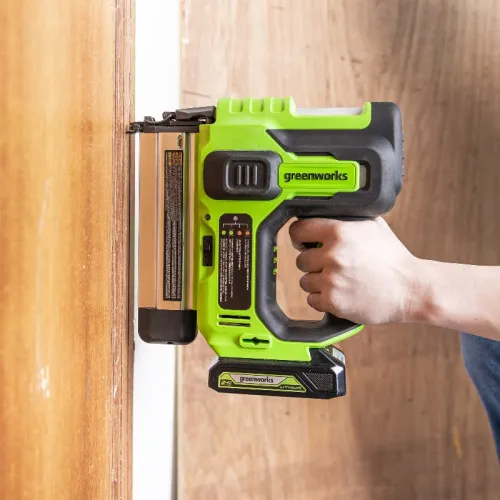 Гвоздезабивной пистолет Greenworks GD24BN 24V 3400707 бесщеточный аккумуляторный — детальное фото