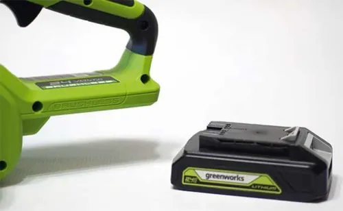 Цепная пила Greenworks GD24CS30 24V 2007007 (30 см) бесщеточная аккумуляторная — детальное фото